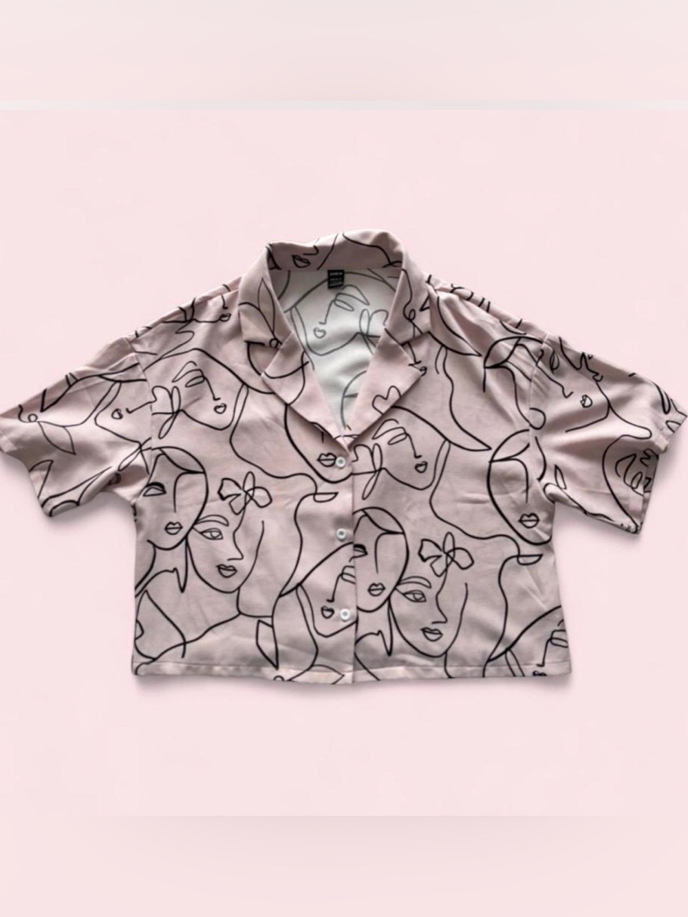 SHEIN Pink Abstract Face-Print Button Down Shirt